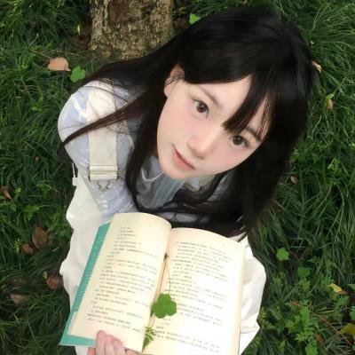 《阿尔及尔的末代王后》海报